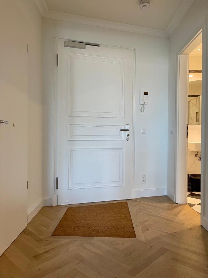 Cls Zentrale City-Wohnung In Hamburg Mit E-Laden Und Tiefgarage, Grosser Balkon, Blick Ueber Hamburg, Parkplatz, Cafe Im Haus, Bushaltestelle Direkt Gegenueber, Flex Check In Exterior photo
